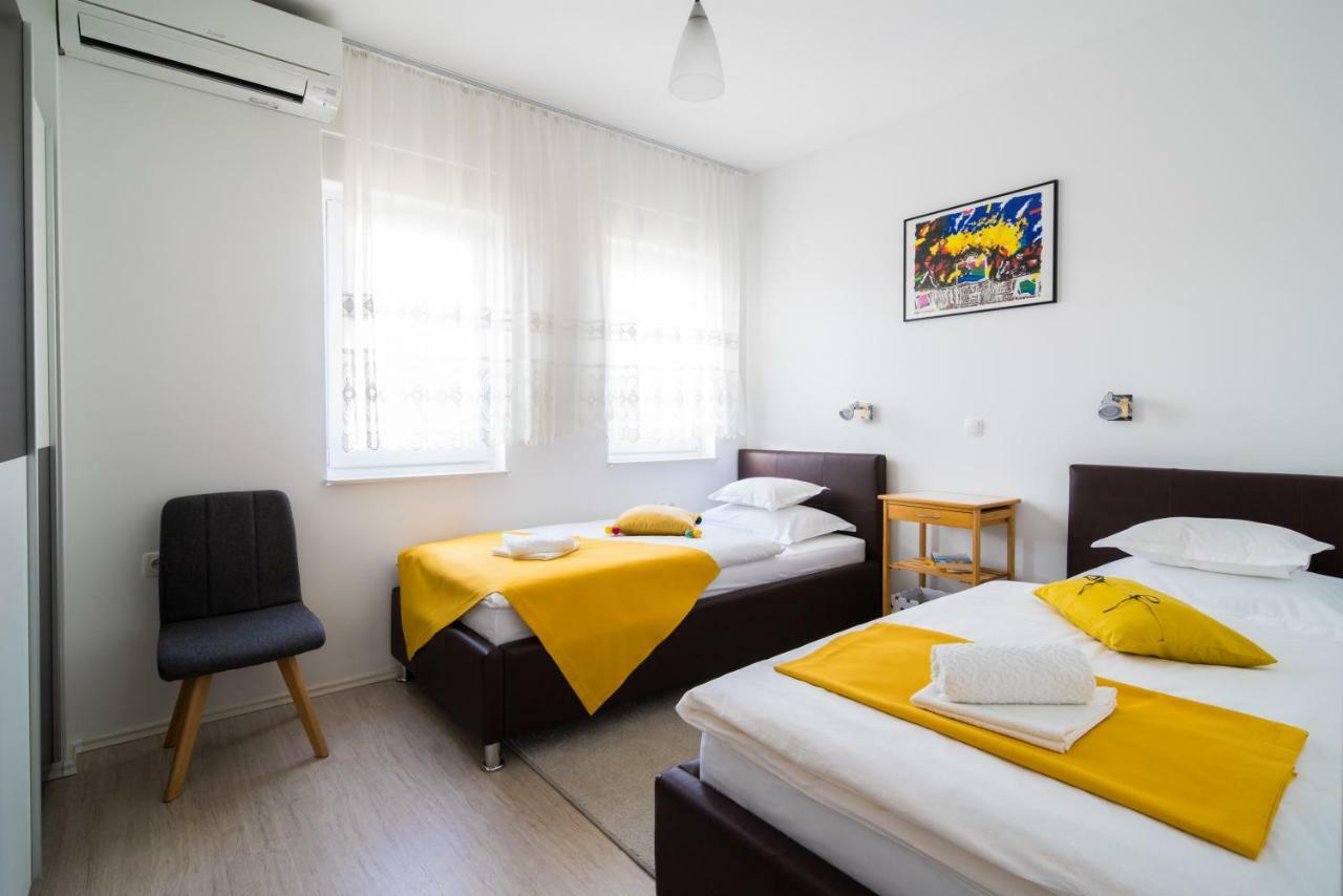 Lotus Apartman Split Exteriör bild