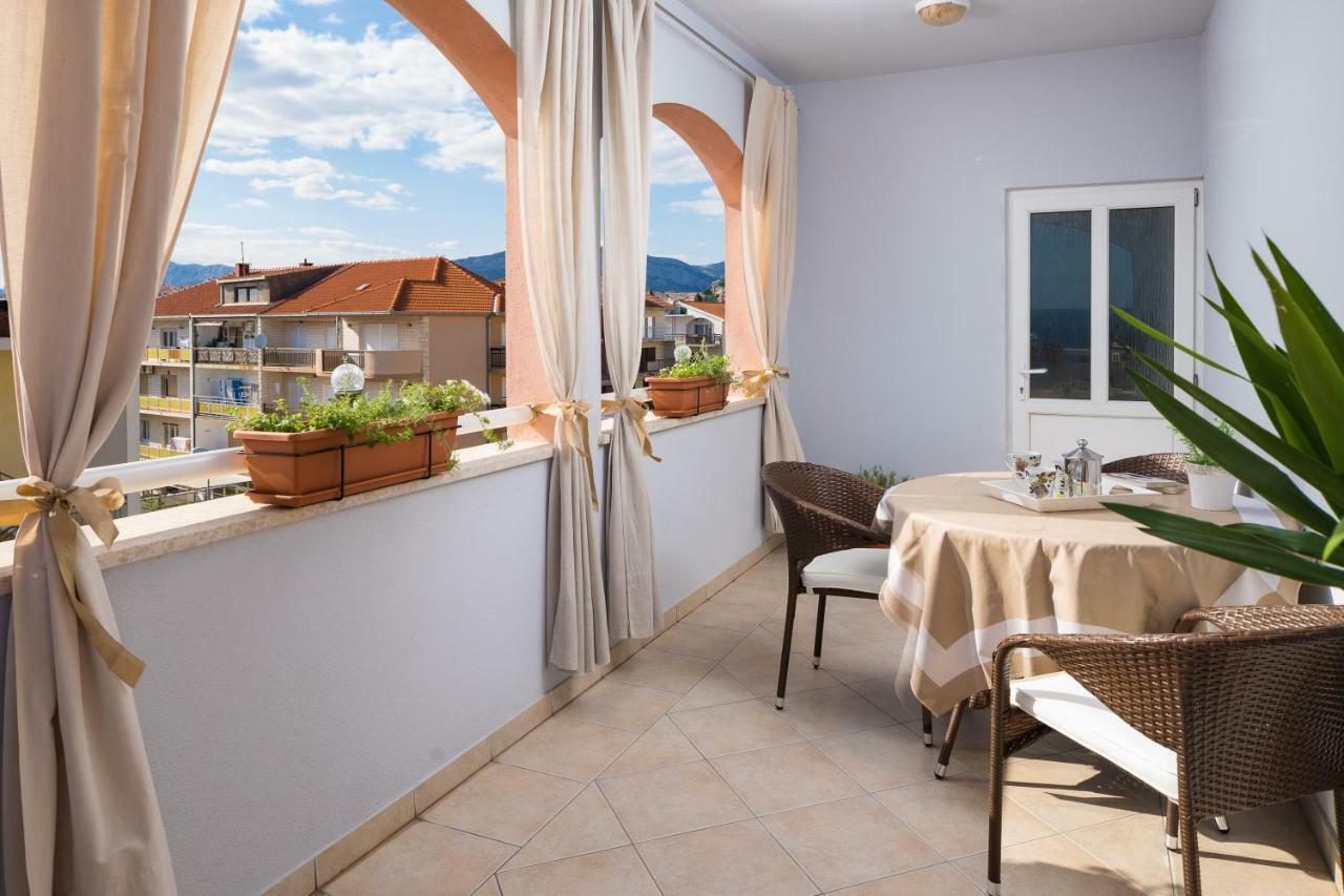 Lotus Apartman Split Exteriör bild